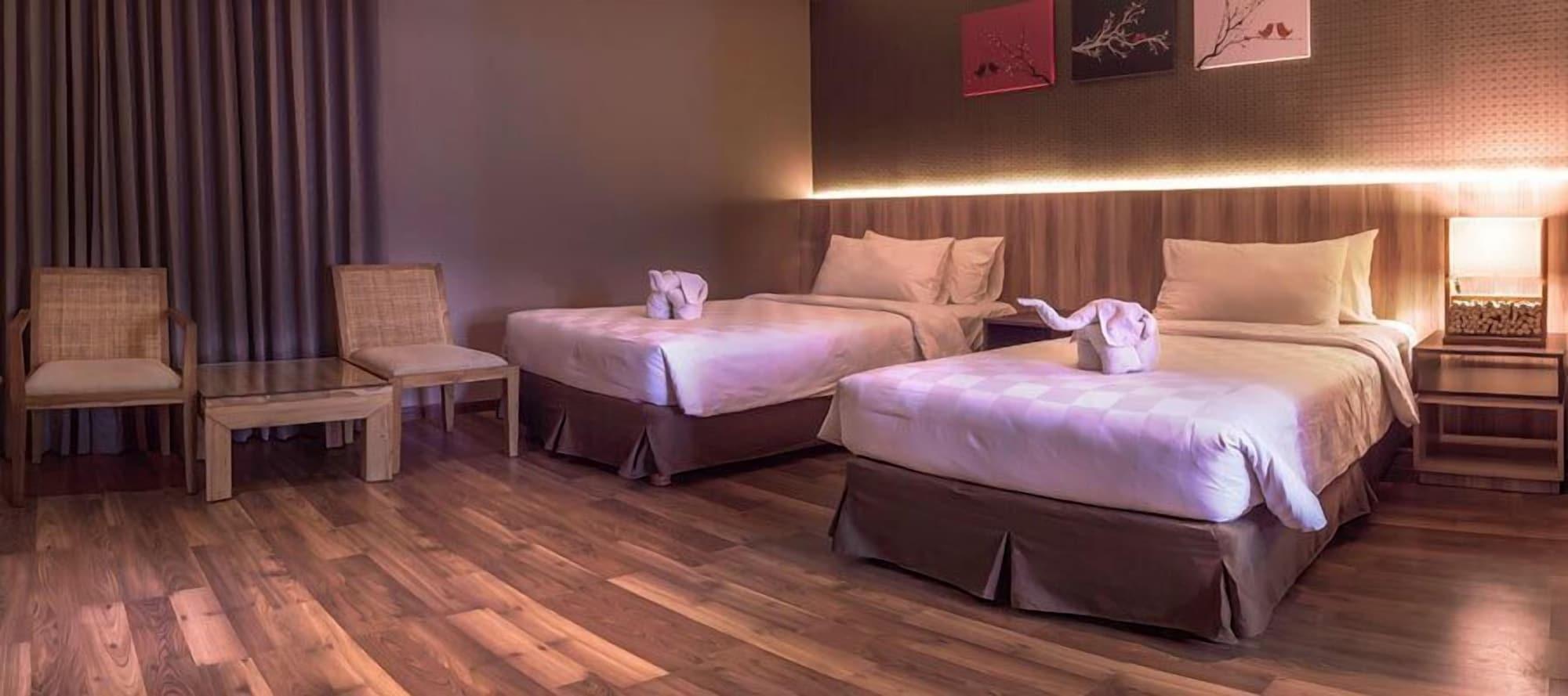 Oxville Hotel Паданг Экстерьер фото