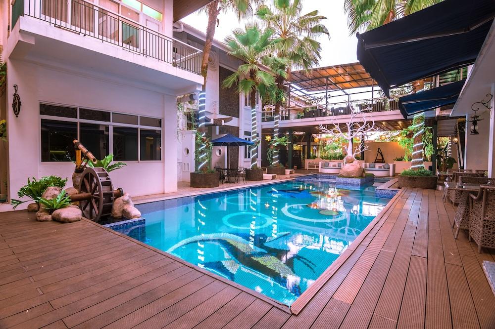 Oxville Hotel Паданг Экстерьер фото