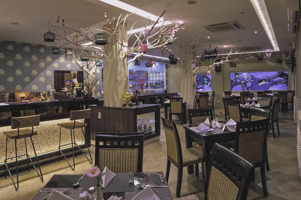 Oxville Hotel Паданг Экстерьер фото